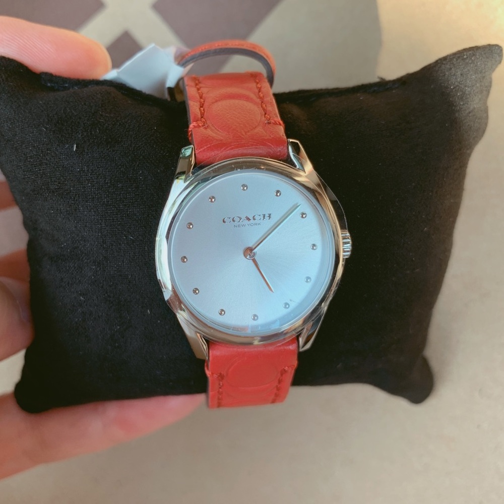 coach ladies' leather strap watch